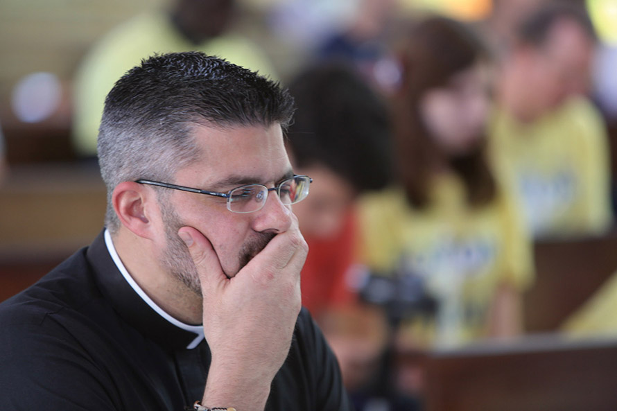 Vision 2019 Kent 4 What it takes to be a good priest A priest in prayer